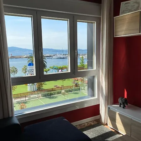 Apto. Sanxenxo-playa شقة *